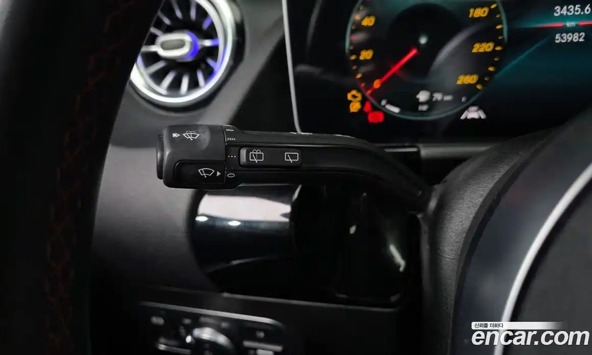 Mercedes-Benz GLA-Class 2020 2.0 гидро в Москве № 1291278, фото 16