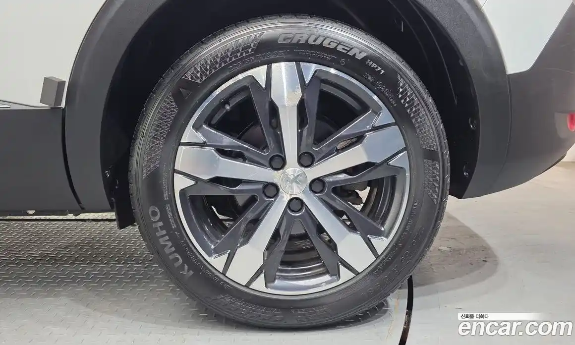 Peugeot 5008 2019 1.5 гидро в Москве, фото 7