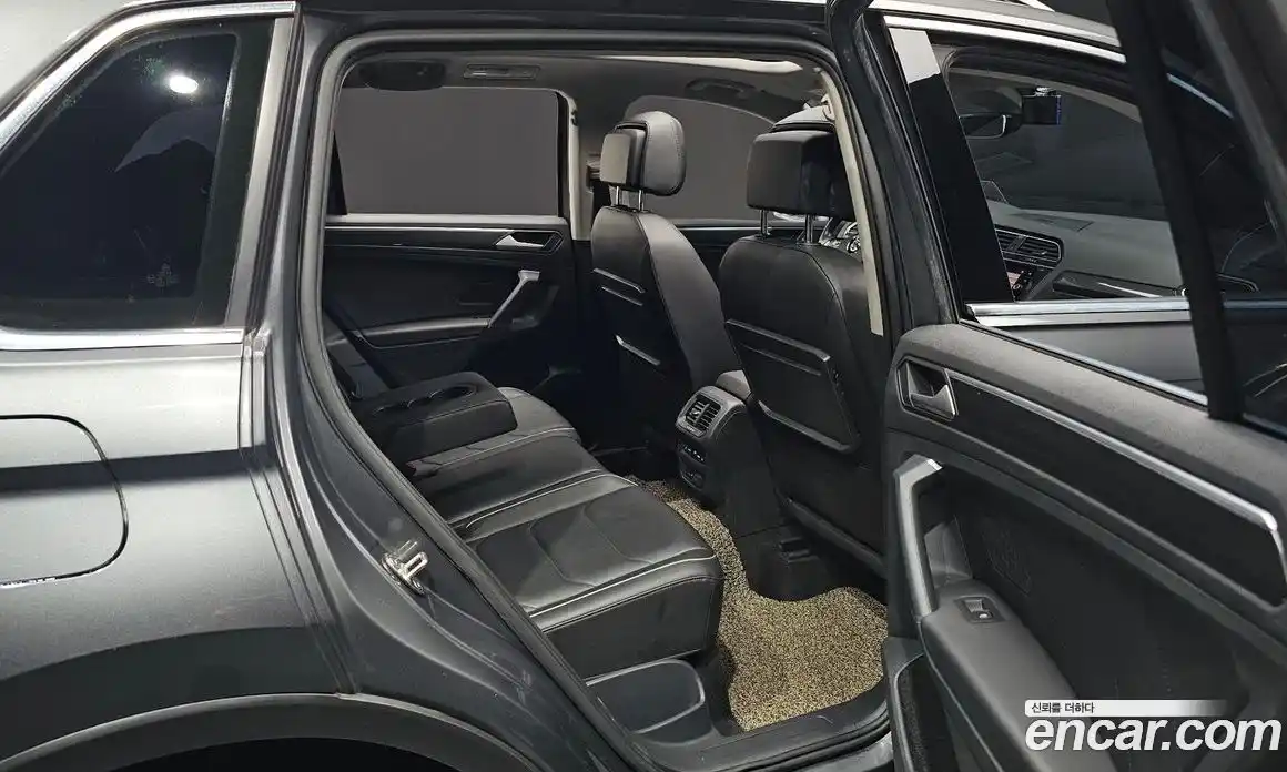 Volkswagen Tiguan 2020 2.0 гидро в Москве № 1323399, фото 16