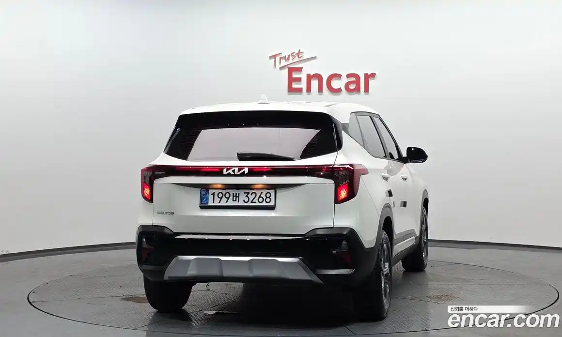 Kia Seltos 2022 1.6 гидро в Москве № 1343105, фото 3