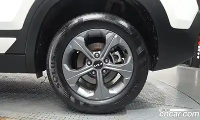 Kia Seltos 2022 1.6 гидро в Москве № 1343105, миниатюра 6