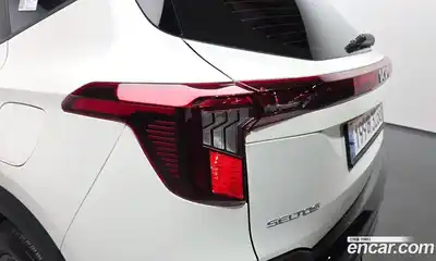 Kia Seltos 2022 1.6 гидро в Москве № 1343105, миниатюра 8