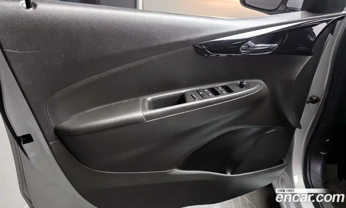 Chevrolet Spark 2016 1.0 гидро в Москве, фото 14