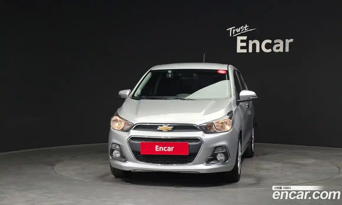 Chevrolet Spark 2016 1.0 гидро в Москве, фото 3