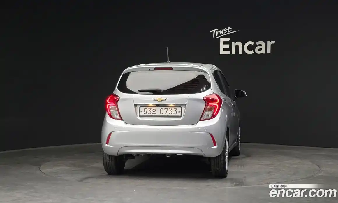 Chevrolet Spark 2016 1.0 гидро в Москве, фото 4