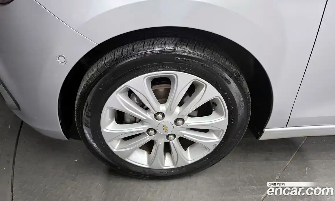Chevrolet Spark 2016 1.0 гидро в Москве, фото 5