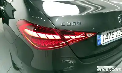 Mercedes-Benz C-Class 2024 2.0 гидро в Москве № 1347740, миниатюра 9