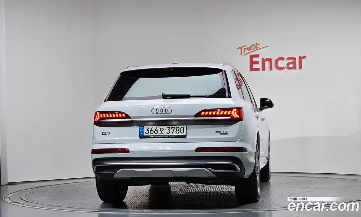 Audi Q7 2021 3.0 гидро в Москве № 1348272, фото 4