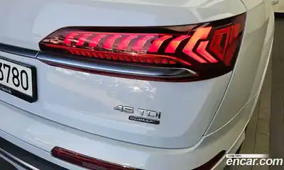Audi Q7 2021 3.0 гидро в Москве № 1348272, миниатюра 9
