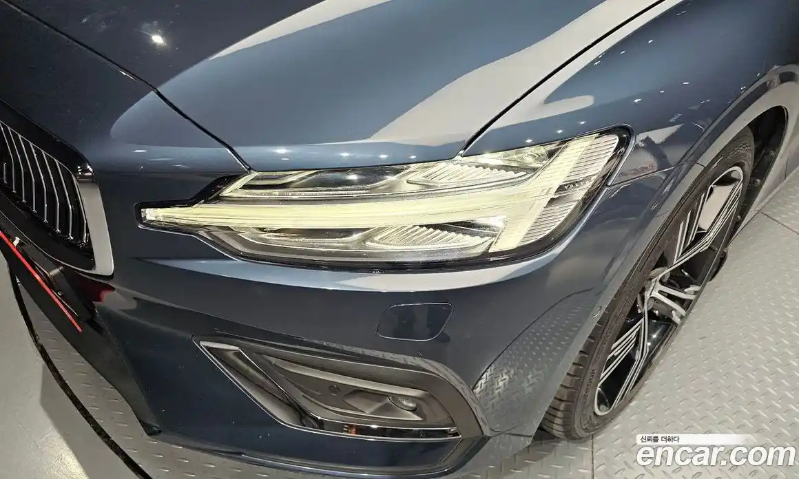 Volvo S60 2019 2.0 гидро в Москве № 1348829, фото 8