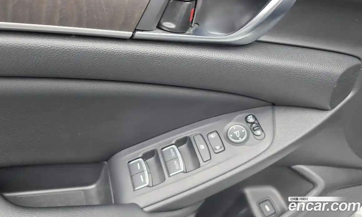 Honda Accord 2018 2.0 гидро в Москве № 1350811, фото 16