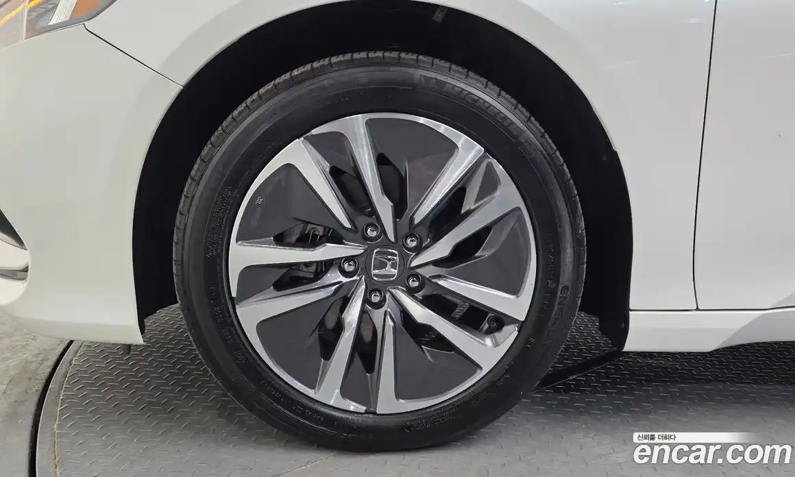 Honda Accord 2018 2.0 гидро в Москве № 1350811, фото 5