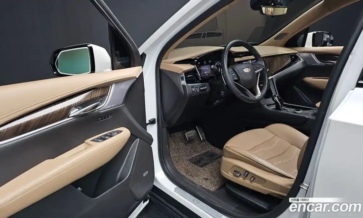 Cadillac XT6 2023 3.6 гидро в Москве № 1351310, фото 17