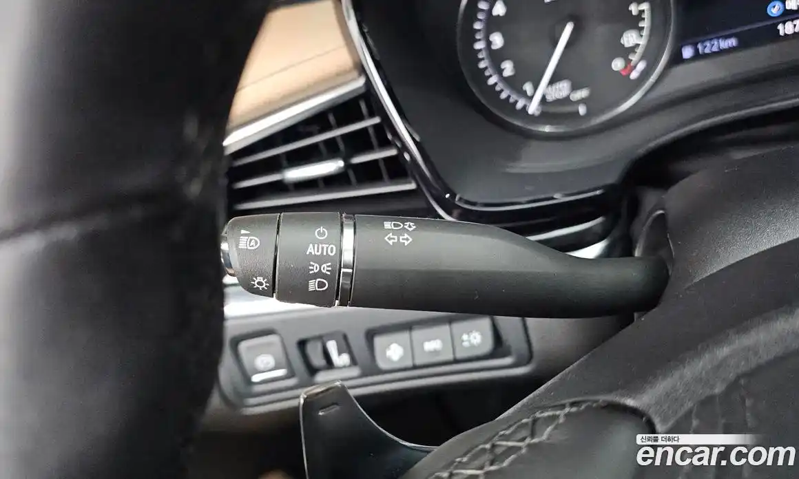 Cadillac XT6 2023 3.6 гидро в Москве № 1351310, фото 29