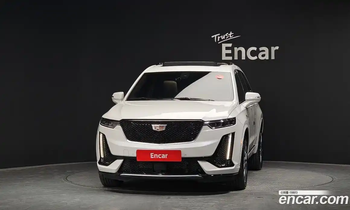 Cadillac XT6 2023 3.6 гидро в Москве № 1351310, фото 3