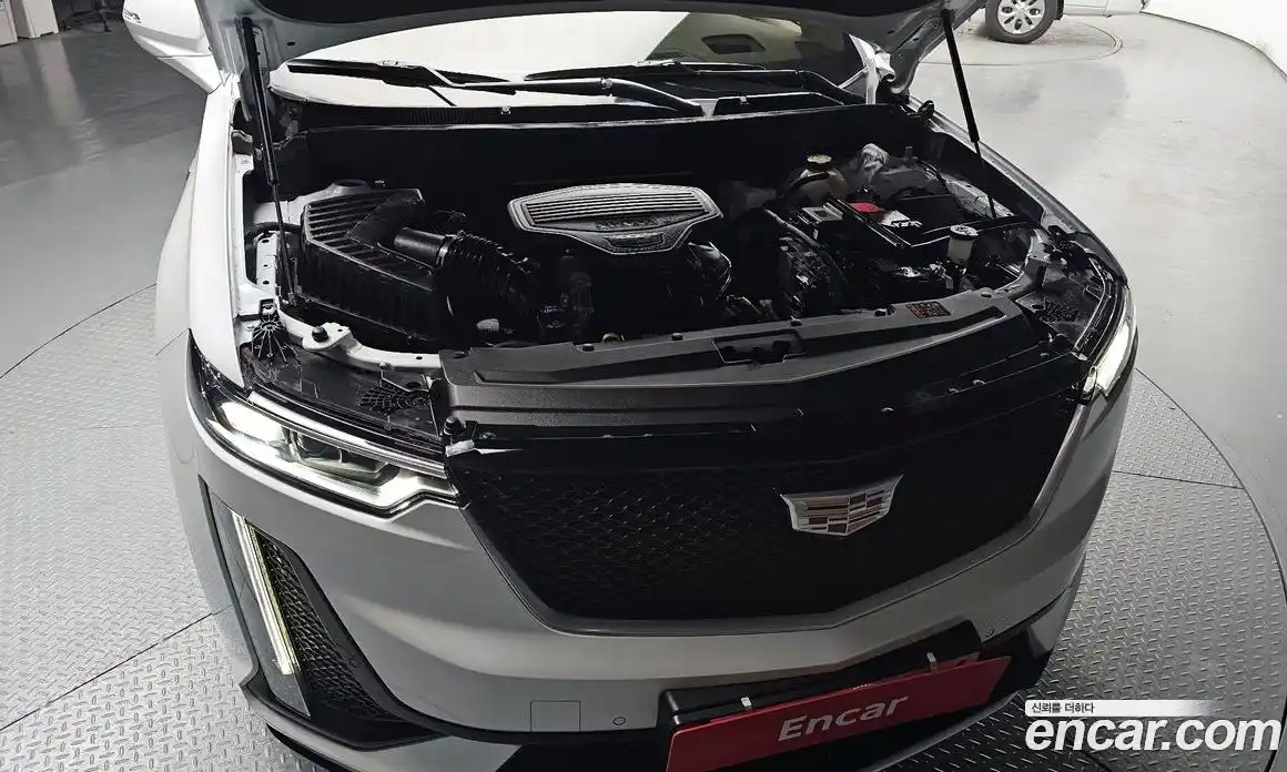 Cadillac XT6 2023 3.6 гидро в Москве № 1351310, фото 6
