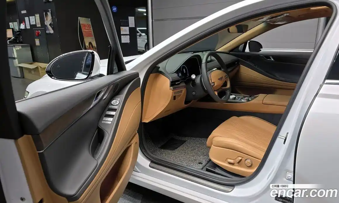 Genesis G80 2023 2.5 гидро в Москве, фото 13