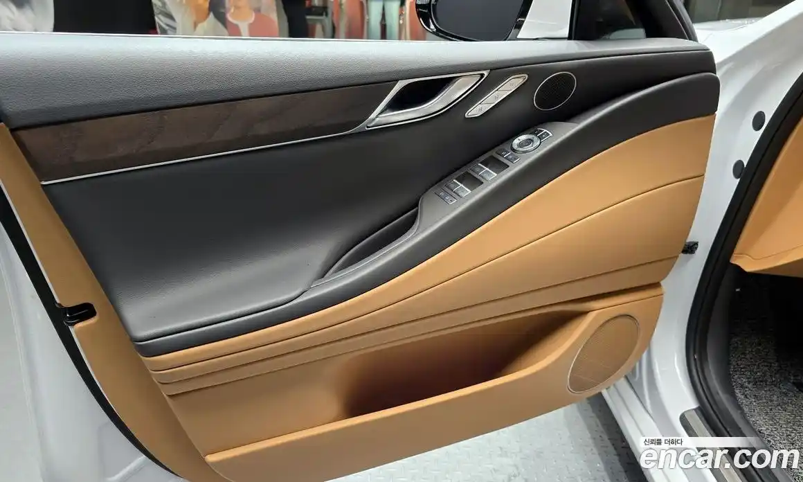 Genesis G80 2023 2.5 гидро в Москве, фото 14