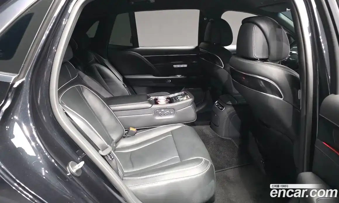 Genesis G90 2022 3.5 гидро в Москве, фото 18