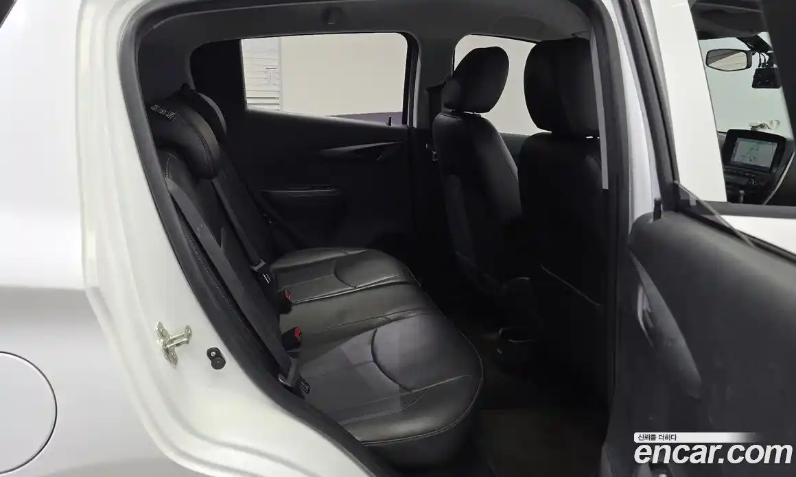 Chevrolet Spark 2015 1.0 гидро в Москве № 1401551, фото 17