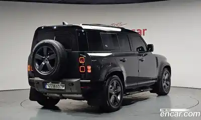 Land Rover Defender, 2024