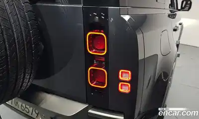 Land Rover Defender 2024 3.0 гидро в Москве № 1405064, миниатюра 8