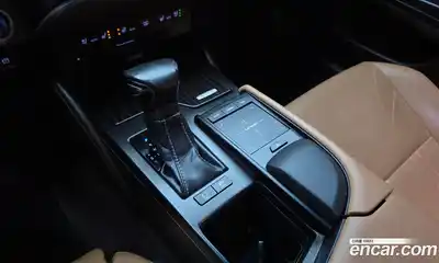 Lexus ES 2019 2.5 гидро в Москве № 1405389, миниатюра 12
