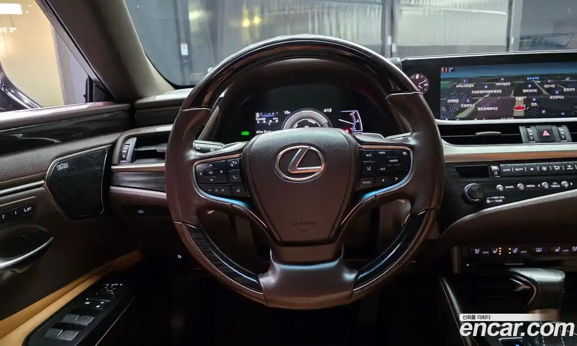 Lexus ES 2019 2.5 гидро в Москве № 1405389, фото 19