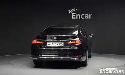Lexus ES 2019 2.5 гидро в Москве № 1405389, миниатюра 4