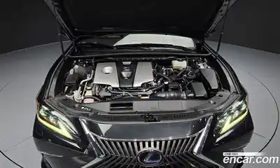 Lexus ES 2019 2.5 гидро в Москве № 1405389, миниатюра 6