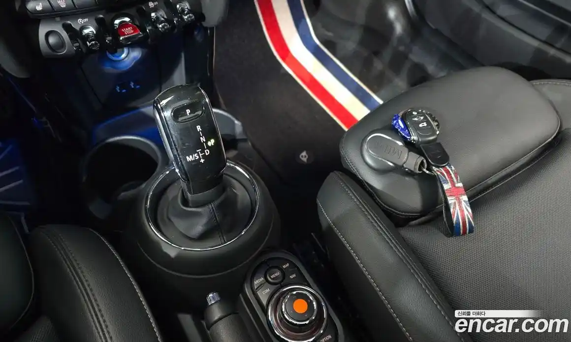 Mini Cooper 2020 1.5 гидро в Москве № 1423580, фото 12