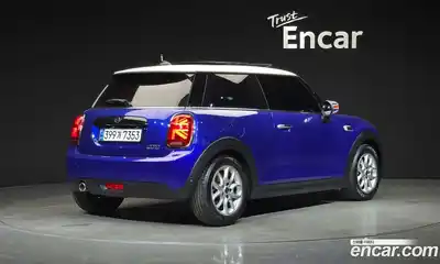 Mini Cooper 2020 1.5 гидро в Москве № 1423580, миниатюра 2