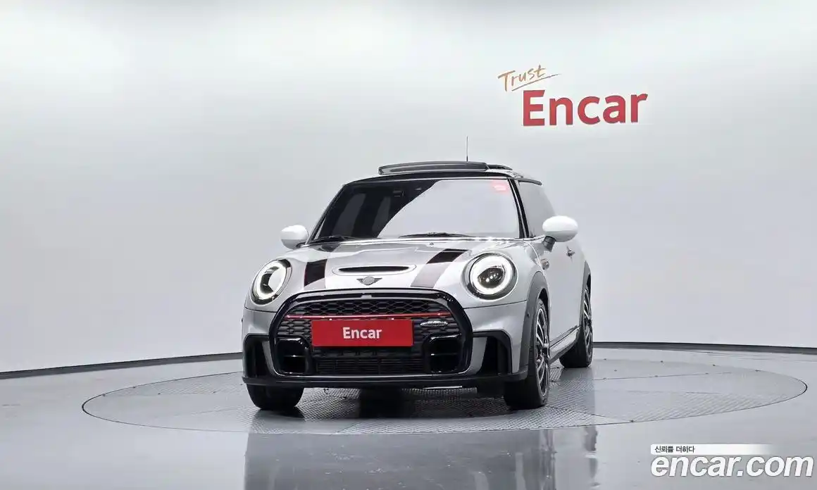 Mini Cooper 2023 2.0 гидро в Москве № 1423616, фото 3