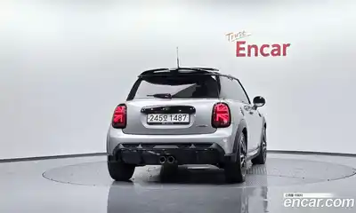 Mini Cooper 2023 2.0 гидро в Москве № 1423616, миниатюра 4