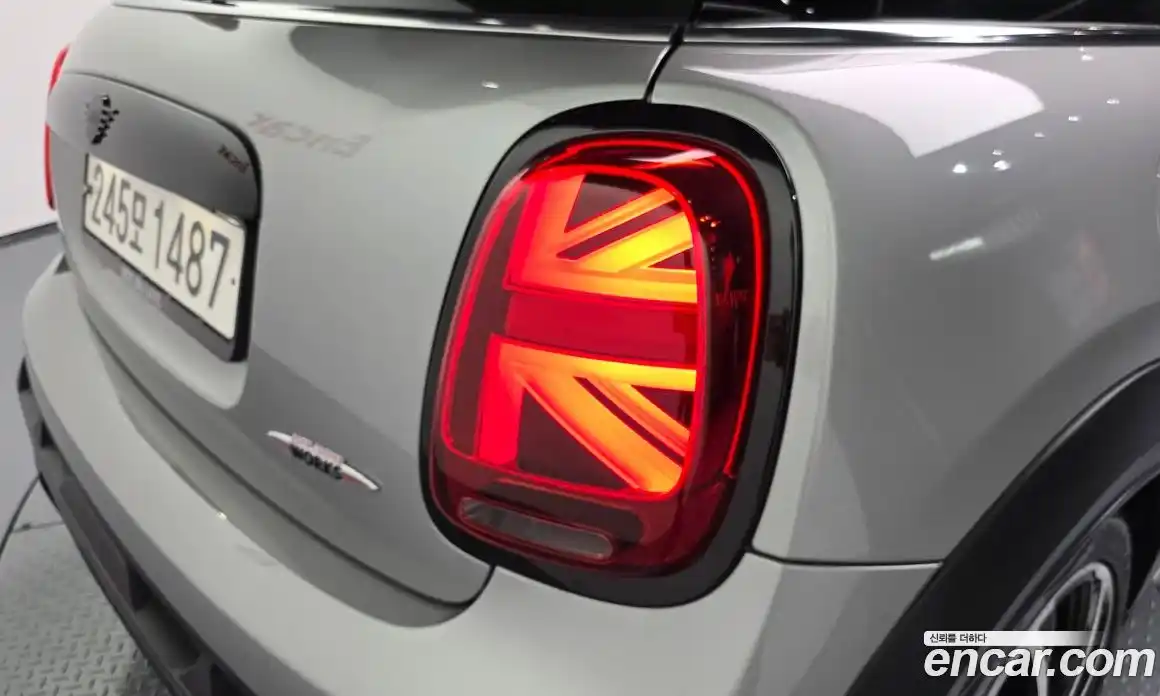 Mini Cooper 2023 2.0 гидро в Москве № 1423616, фото 9
