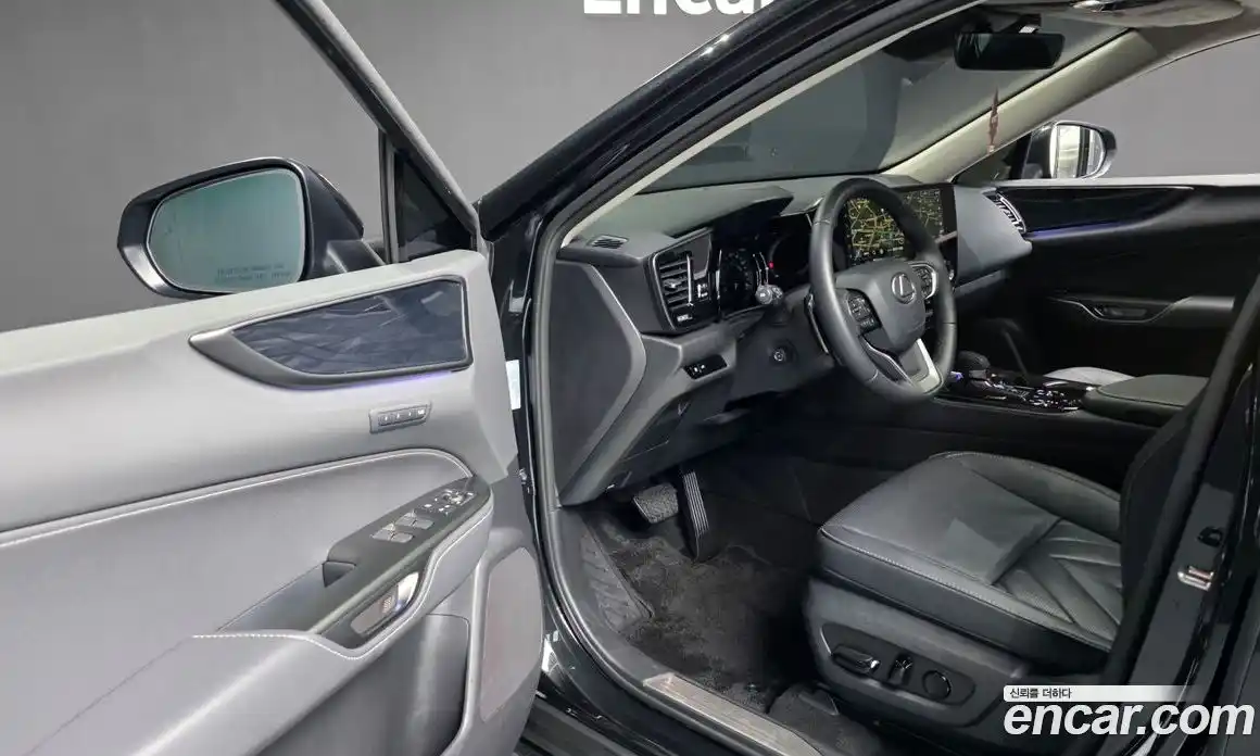 Lexus NX 2024 2.5 гидро в Москве № 1423957, фото 13
