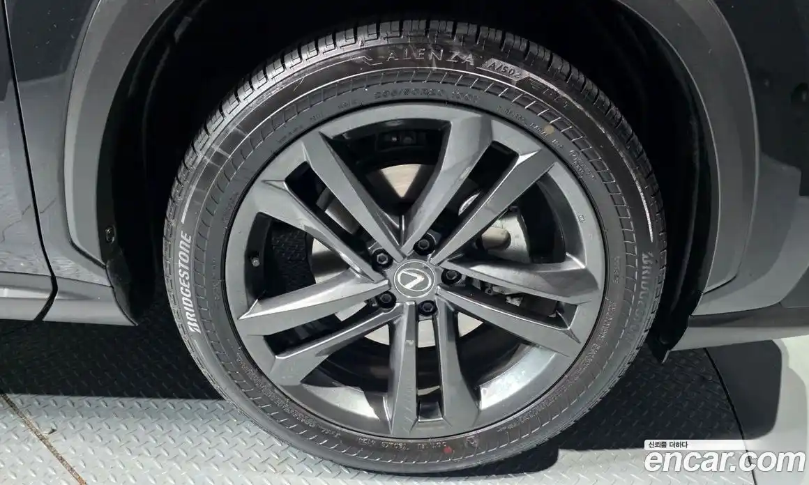 Lexus NX 2024 2.5 гидро в Москве № 1423957, фото 7