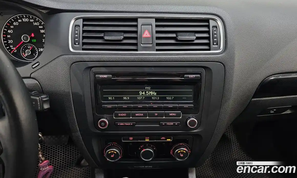 Volkswagen Jetta 2013 1.6 гидро в Москве № 1424169, фото 20