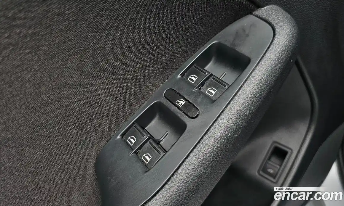 Volkswagen Jetta 2013 1.6 гидро в Москве № 1424169, фото 23