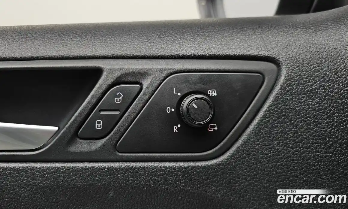 Volkswagen Jetta 2013 1.6 гидро в Москве № 1424169, фото 24
