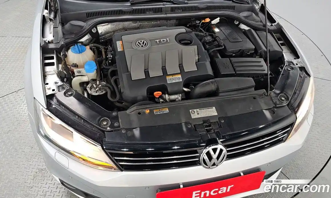 Volkswagen Jetta 2013 1.6 гидро в Москве № 1424169, фото 6