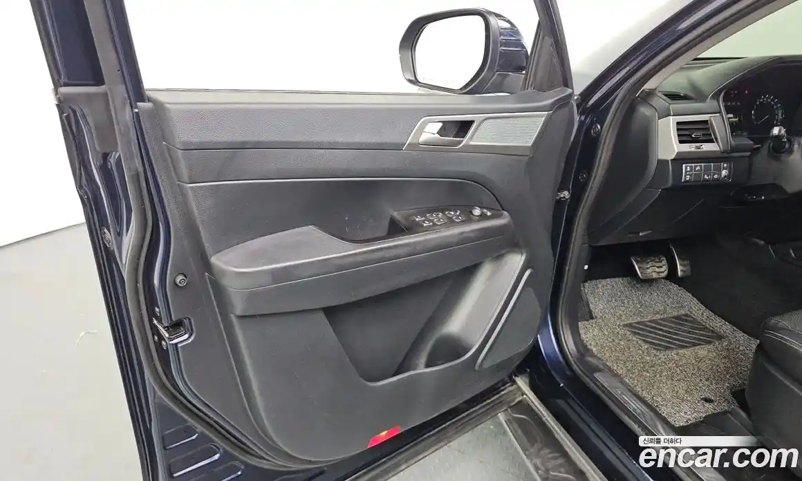 SsangYong Rexton 2018 2.2 гидро в Москве № 1540488, фото 14