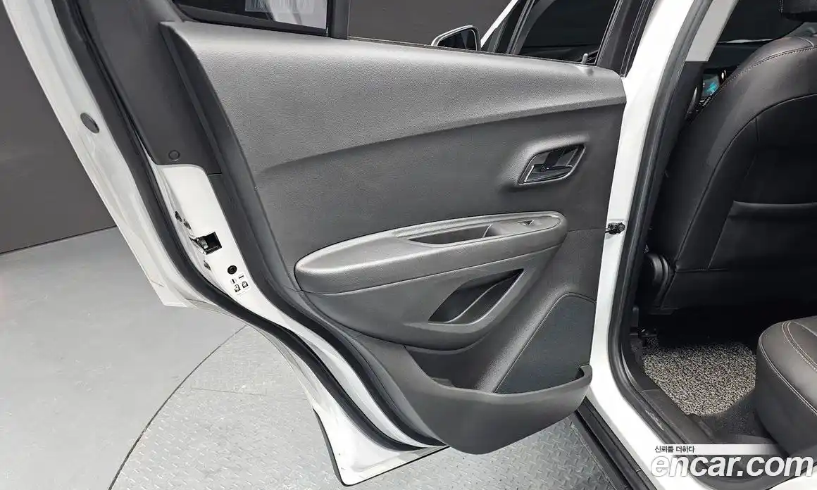 Chevrolet Trax 2019 1.4 гидро в Москве № 1542018, фото 14