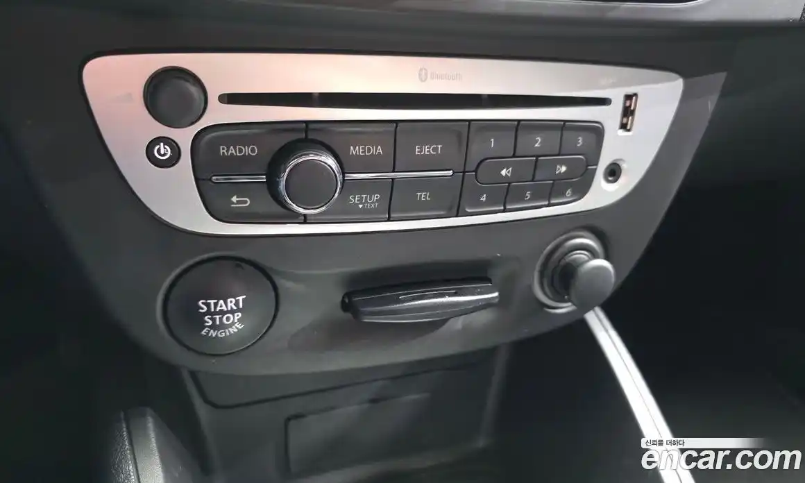 Renault SM3 2019 1.6 гидро в Москве № 1543054, фото 23