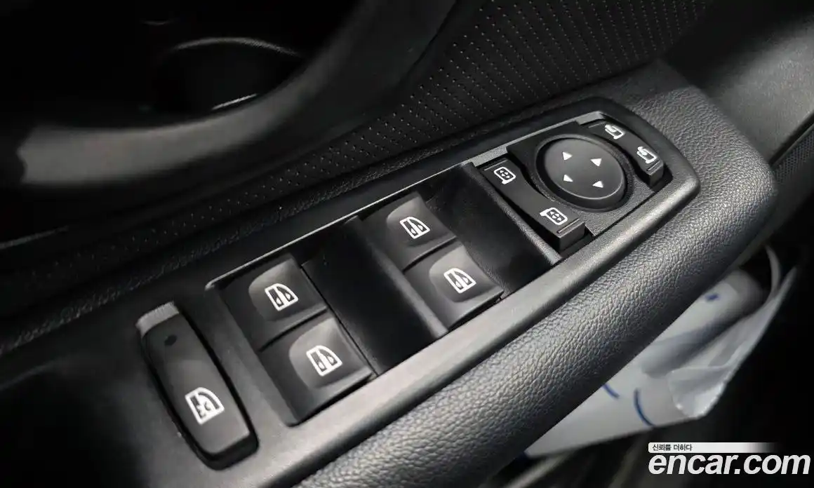 Renault SM3 2019 1.6 гидро в Москве № 1543054, фото 25