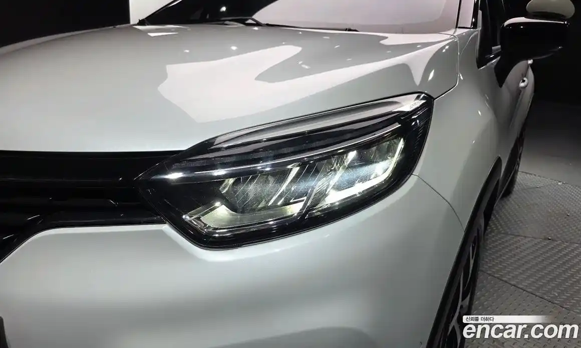 Renault QM3 2019 1.5 гидро в Москве № 1543465, фото 8