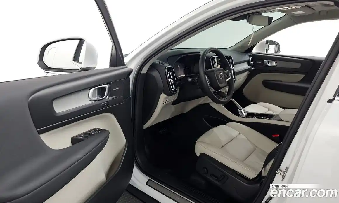 Volvo XC40 2025 2.0 гидро в Москве № 1546738, фото 13