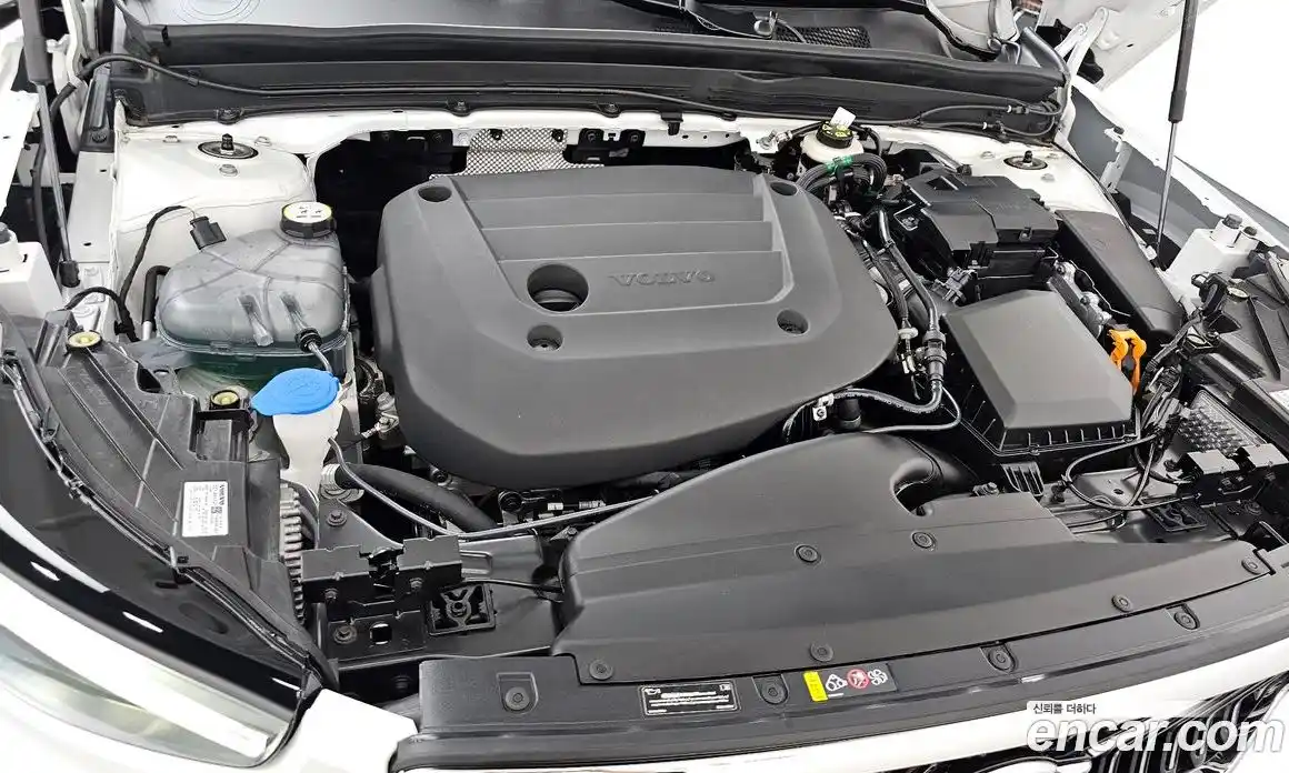 Volvo XC40 2025 2.0 гидро в Москве № 1546738, фото 6