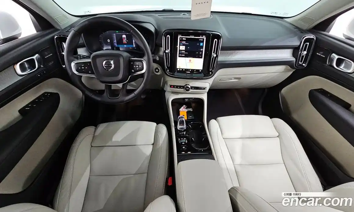 Volvo XC40 2025 2.0 гидро в Москве № 1546738, фото 10