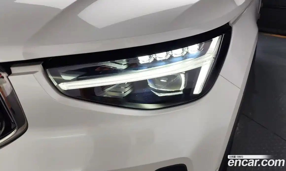 Volvo XC40 2024 2.0 гидро в Москве № 1546756, фото 8